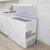 Koolatron Deep Freezer – Chest Freezer, 1 Wire Basket, Garage Ready, Meat Storage, Front Drain, Congelador For Home, Apartment, Basement, Dorm, Cottage, Manual Defrost, Stand Up, 5.0 Cubic Feet, White
